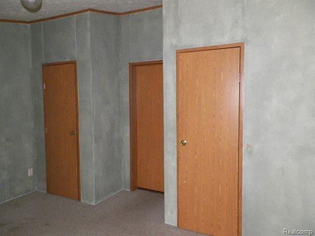 262-183018 - Bedroom (2).JPG