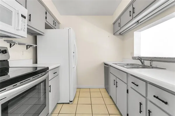 $1,345 | 305 Northlake Drive, Unit 305, Sanford, FL 32773