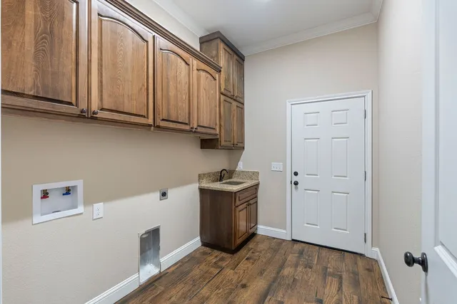 $595,000 | 201 Silver Spur Drive, Lufkin, TX 75904