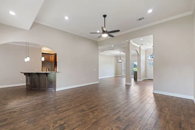 $595,000 | 201 Silver Spur Drive, Lufkin, TX 75904