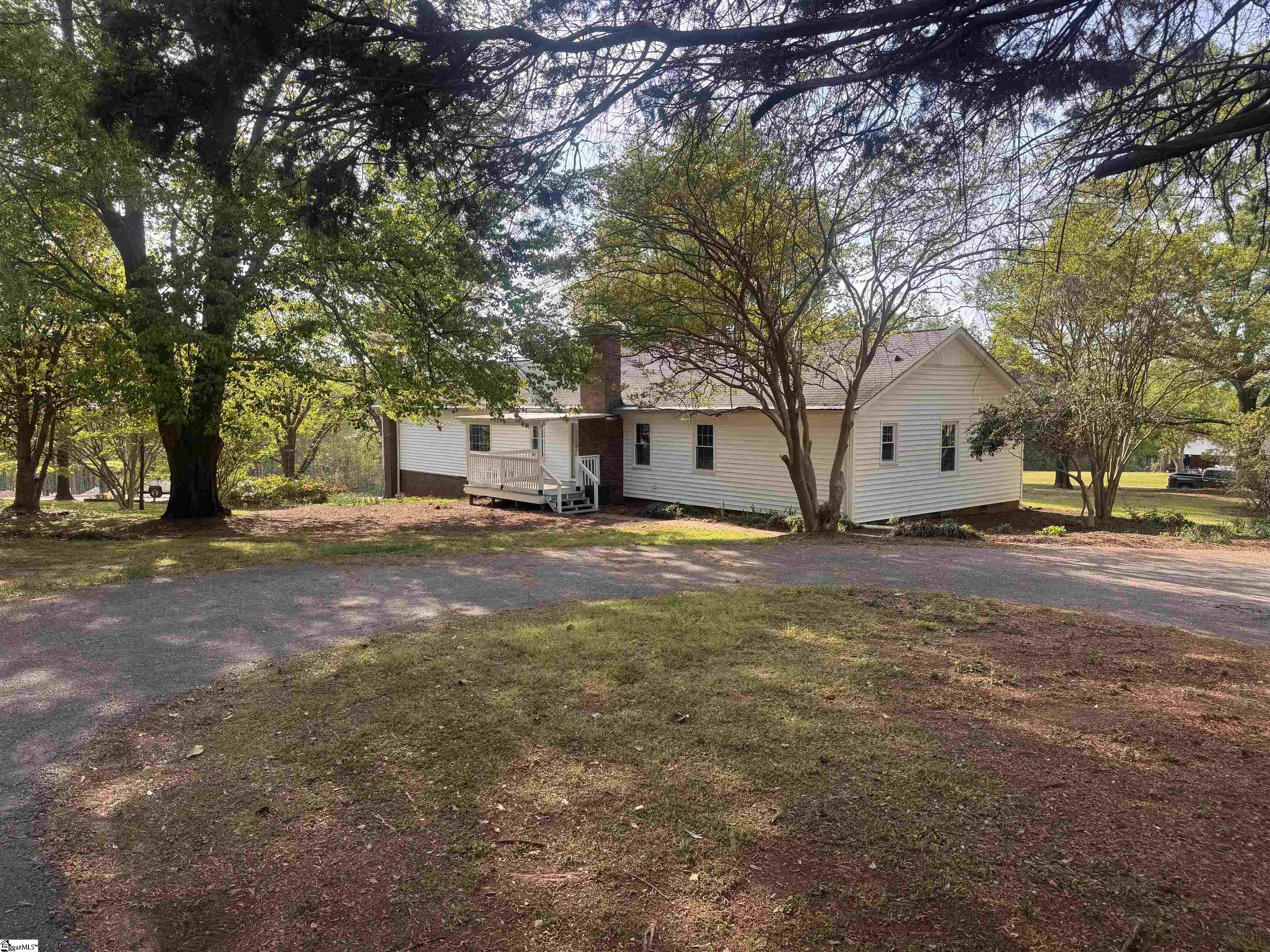 385 State Rd S-42-7065 Campobello, SC 29322 - Photo 8 of 39