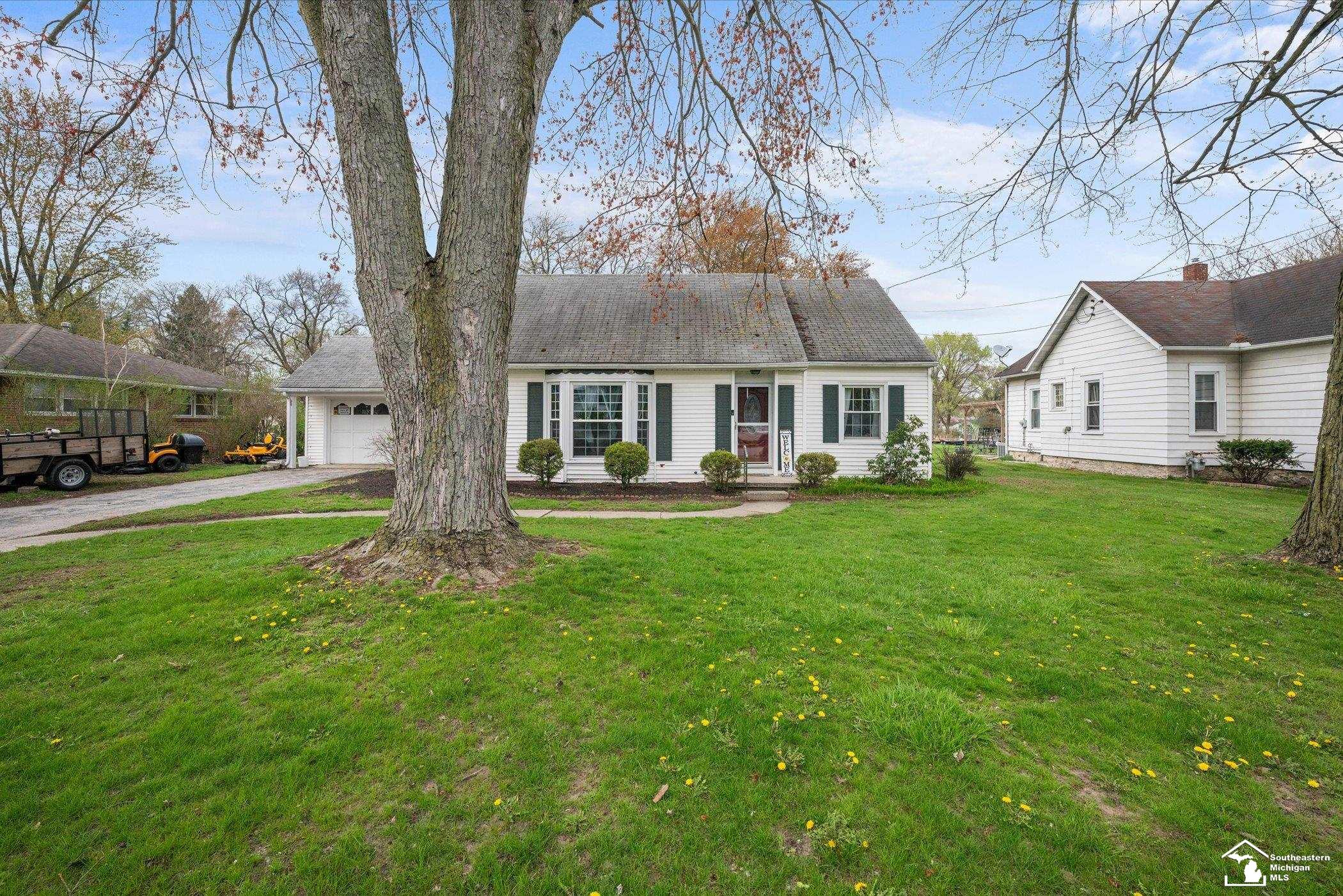 1210 West Temperance Road Temperance, MI 48182 - Photo 5 of 34