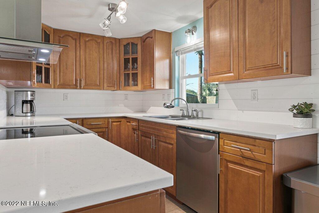 432 Irex Road Atlantic Beach, FL 32233 - Photo 6 of 46 432 Irex Rd (13).jpg-SMALL