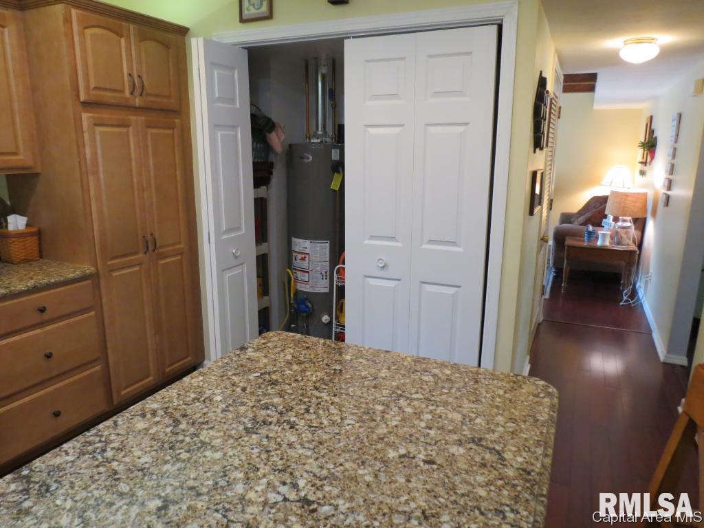 64 Marchelle Avenue Springfield, IL 62702 - Photo 11 of 26