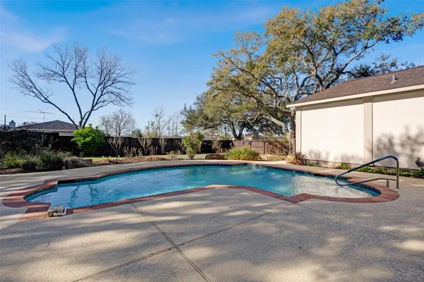 $525,000 | 315 Bolling Green Drive, Wharton, TX 77488