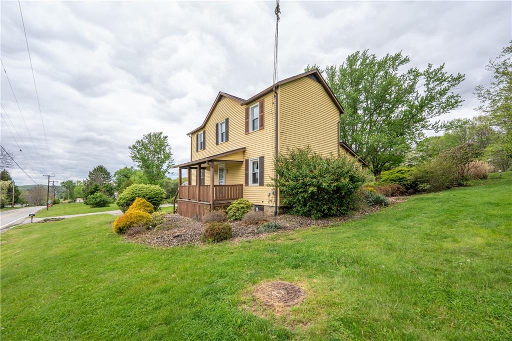 1566 Keystone Park Road New Alexandria, PA 15670 - Photo 3 of 40 Gallery Image 3