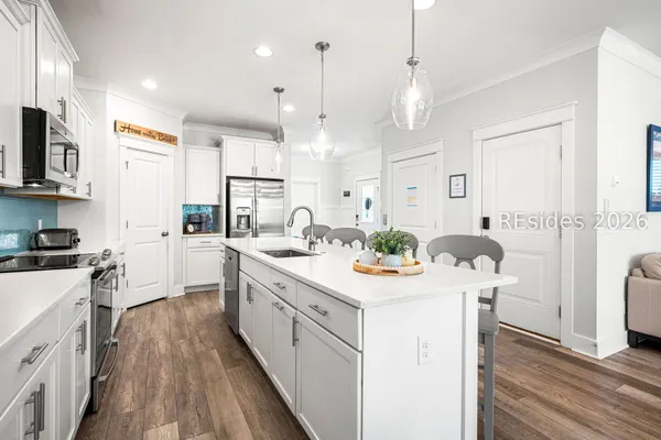 $1,599,000 | 99 Sandcastle Court, Hilton Head Island, SC 29928