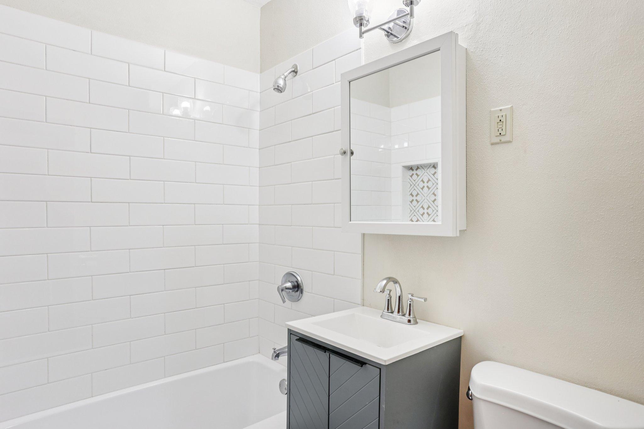 1201 Hague Avenue St. Paul, MN 55104 - Photo 20 of 48