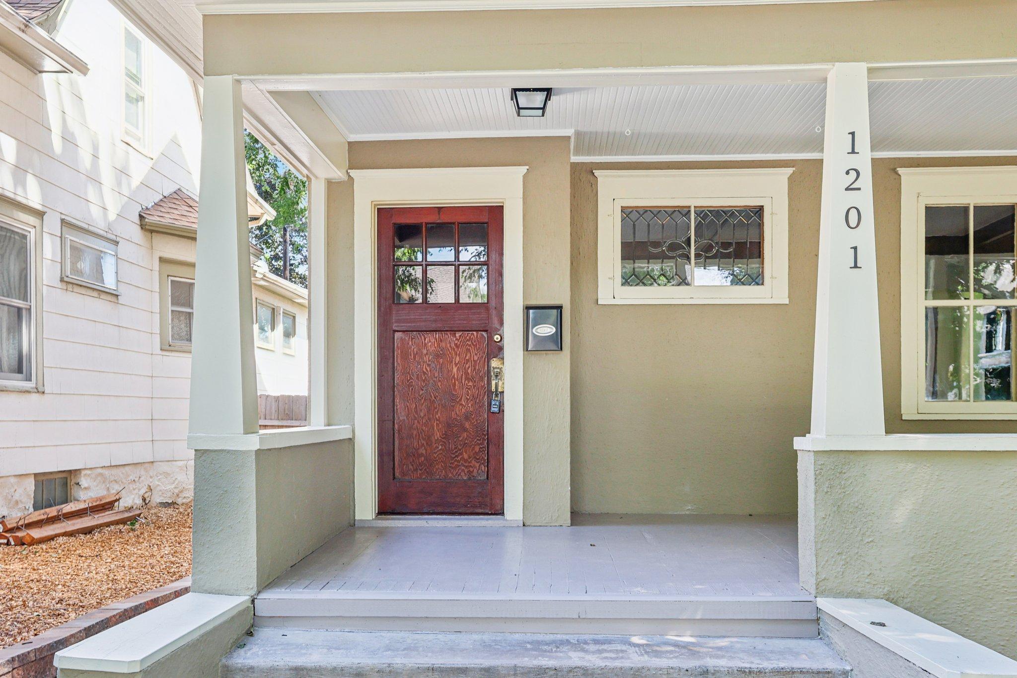 1201 Hague Avenue St. Paul, MN 55104 - Photo 4 of 48