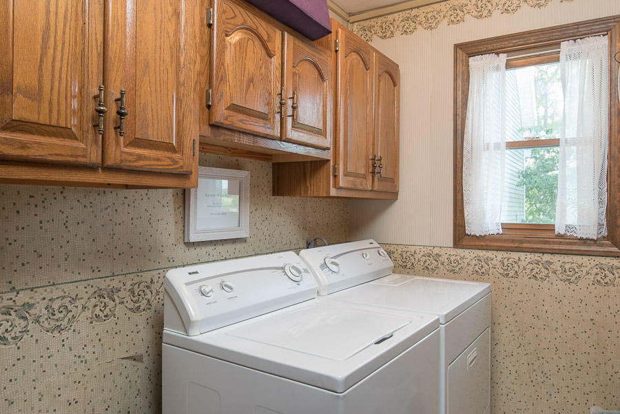 1617 Snapp Road Sevierville, TN 37862 - Photo 14 of 40 Laundry on Main Level