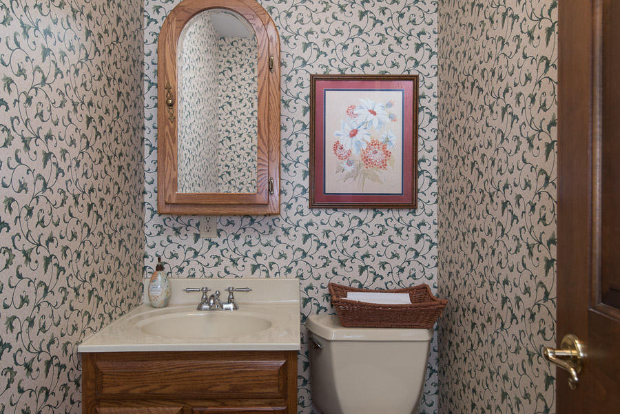 1617 Snapp Road Sevierville, TN 37862 - Photo 15 of 40 Half Bath - Main Level