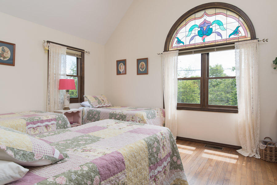 1617 Snapp Road Sevierville, TN 37862 - Photo 18 of 40 Upstairs Master Bedroom