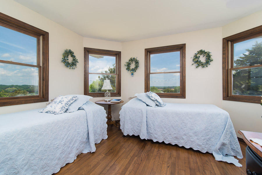 1617 Snapp Road Sevierville, TN 37862 - Photo 24 of 40 Bedroom 3 Upstairs