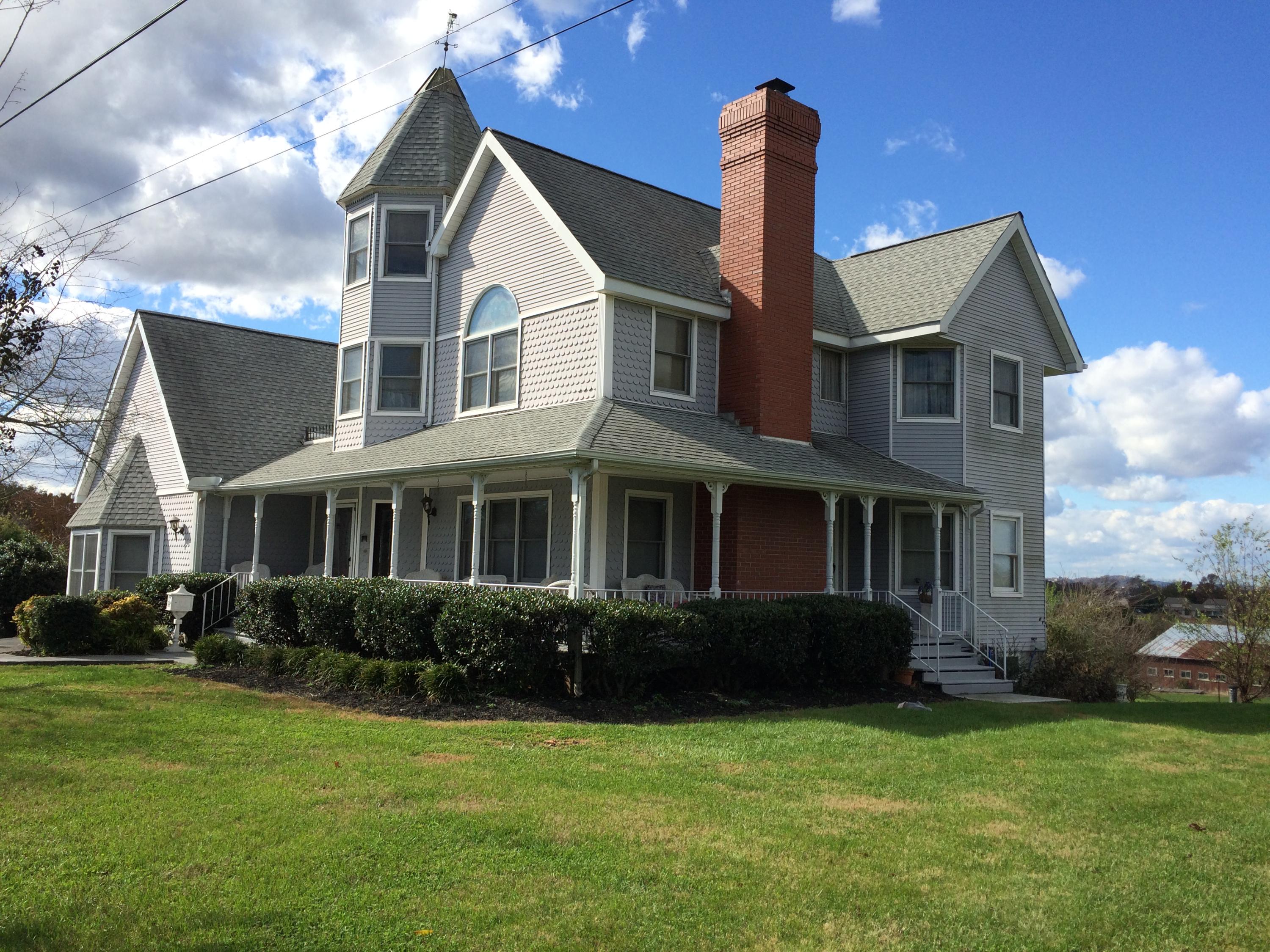 1617 Snapp Road Sevierville, TN 37862 - Photo 39 of 40 Late Fall Side View
