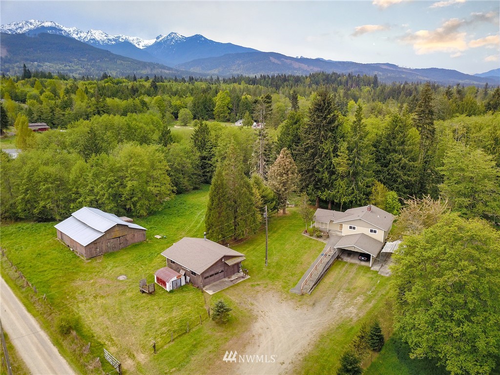 523 Pearce Road Port Angeles, WA 98362 - Photo 2 of 40 Gallery Image 2
