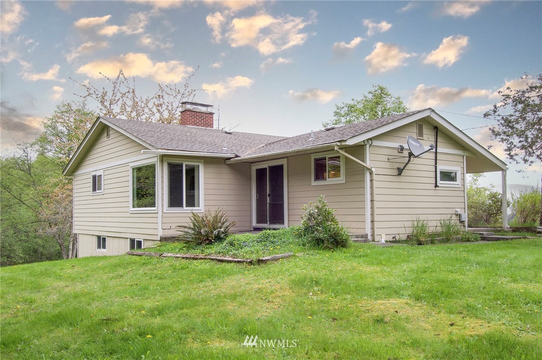 523 Pearce Road Port Angeles, WA 98362 - Photo 12 of 40 Gallery Image 12