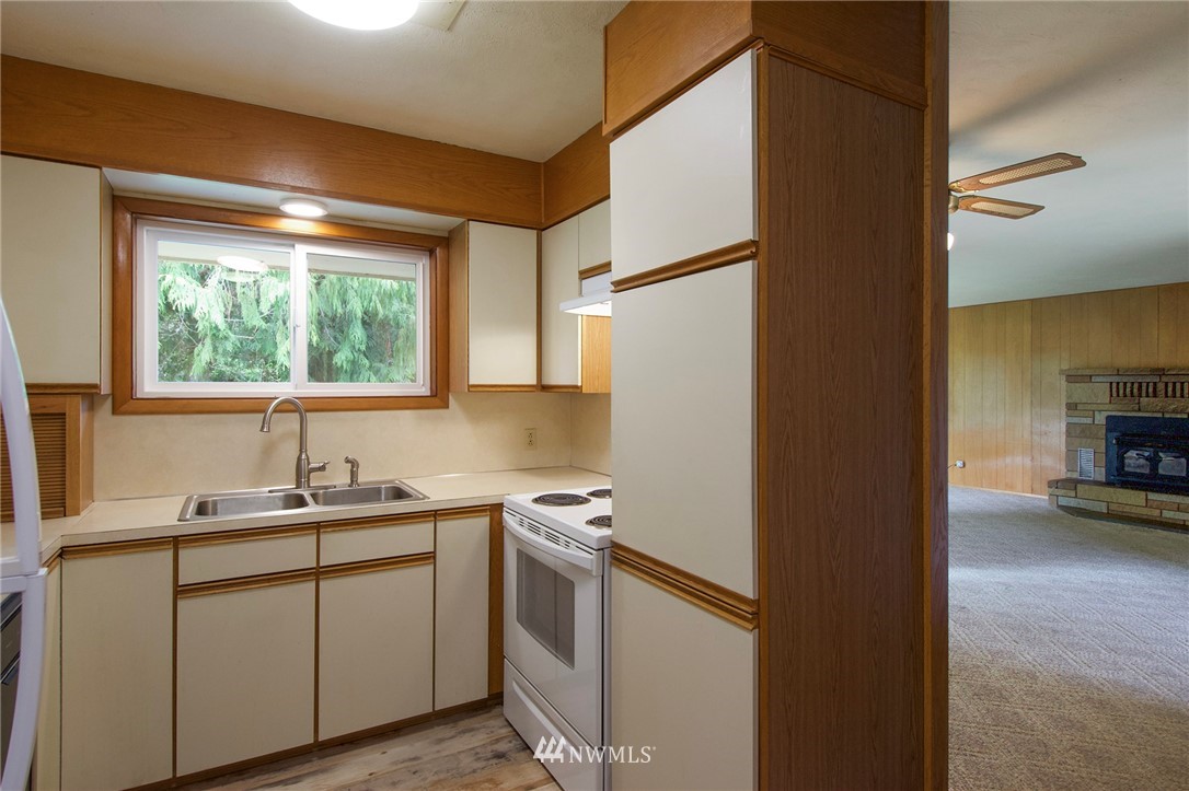 523 Pearce Road Port Angeles, WA 98362 - Photo 15 of 40 Gallery Image 15