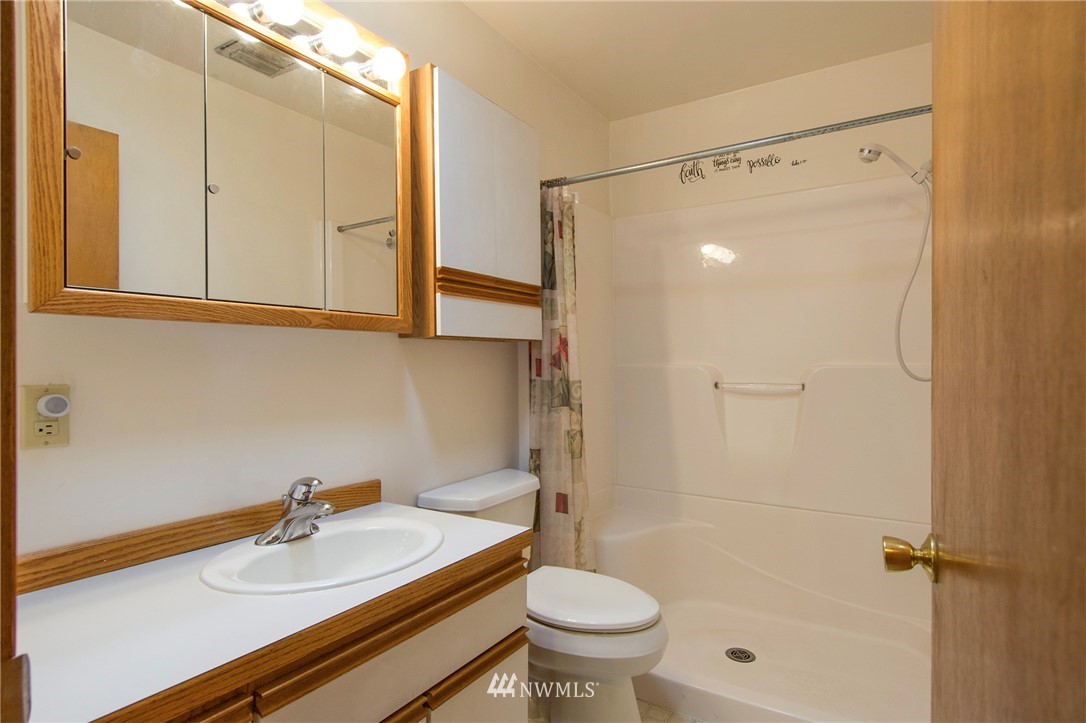 523 Pearce Road Port Angeles, WA 98362 - Photo 17 of 40 Gallery Image 17