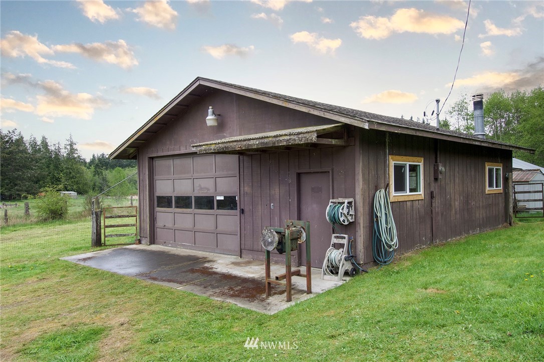 523 Pearce Road Port Angeles, WA 98362 - Photo 35 of 40 Gallery Image 35