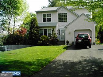 415 Croyden Road Cheltenham, PA 19012 - Photo 2 of 6 Exterior Front