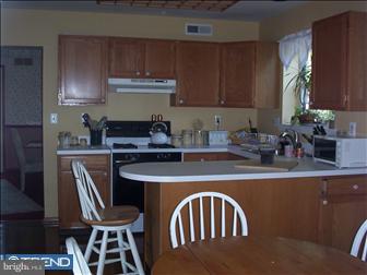 415 Croyden Road Cheltenham, PA 19012 - Photo 4 of 6 Kitchen
