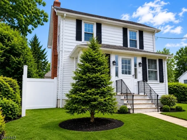 $850,000 | 11 Van Dyke Place, Summit, NJ 07901