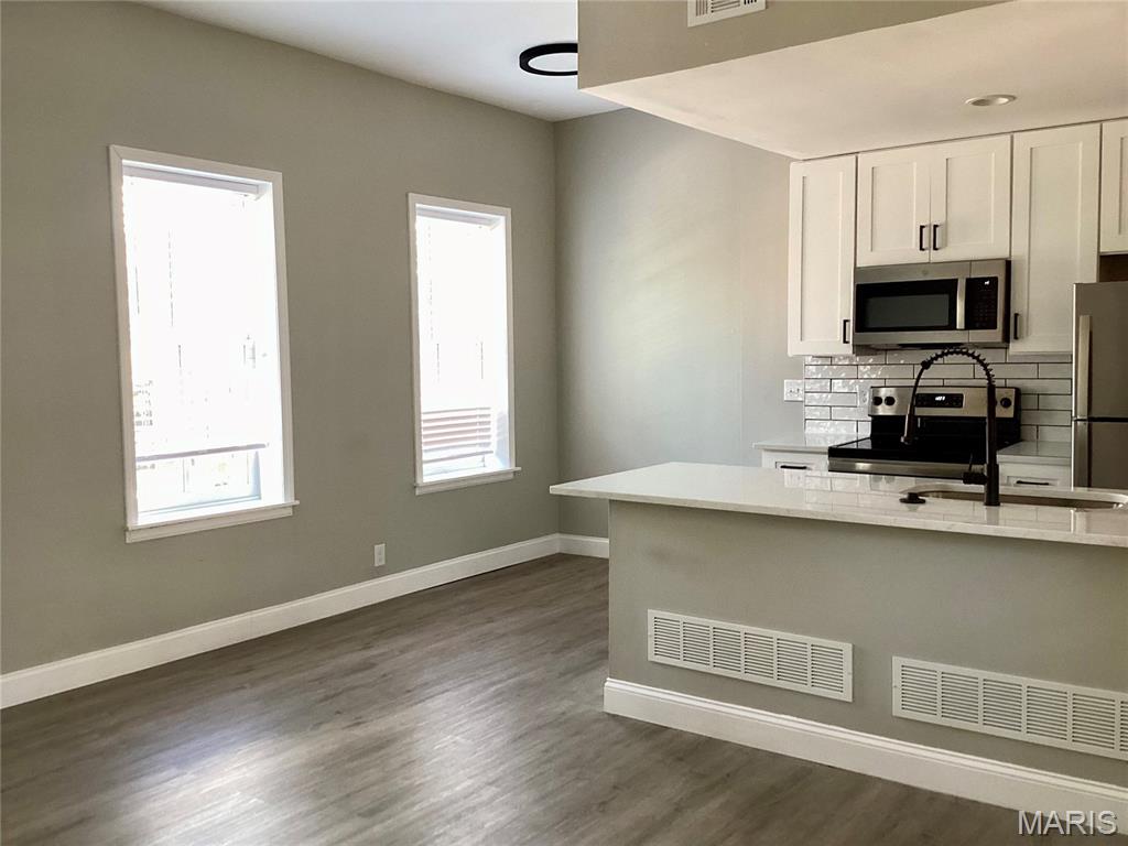 2025 South 11th Street, Unit B St. Louis, MO 63104 - Photo 3 of 12