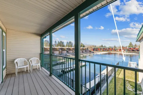 $799,000 | 439 Ala Wai Boulevard, Unit 140, South Lake Tahoe, CA 96150