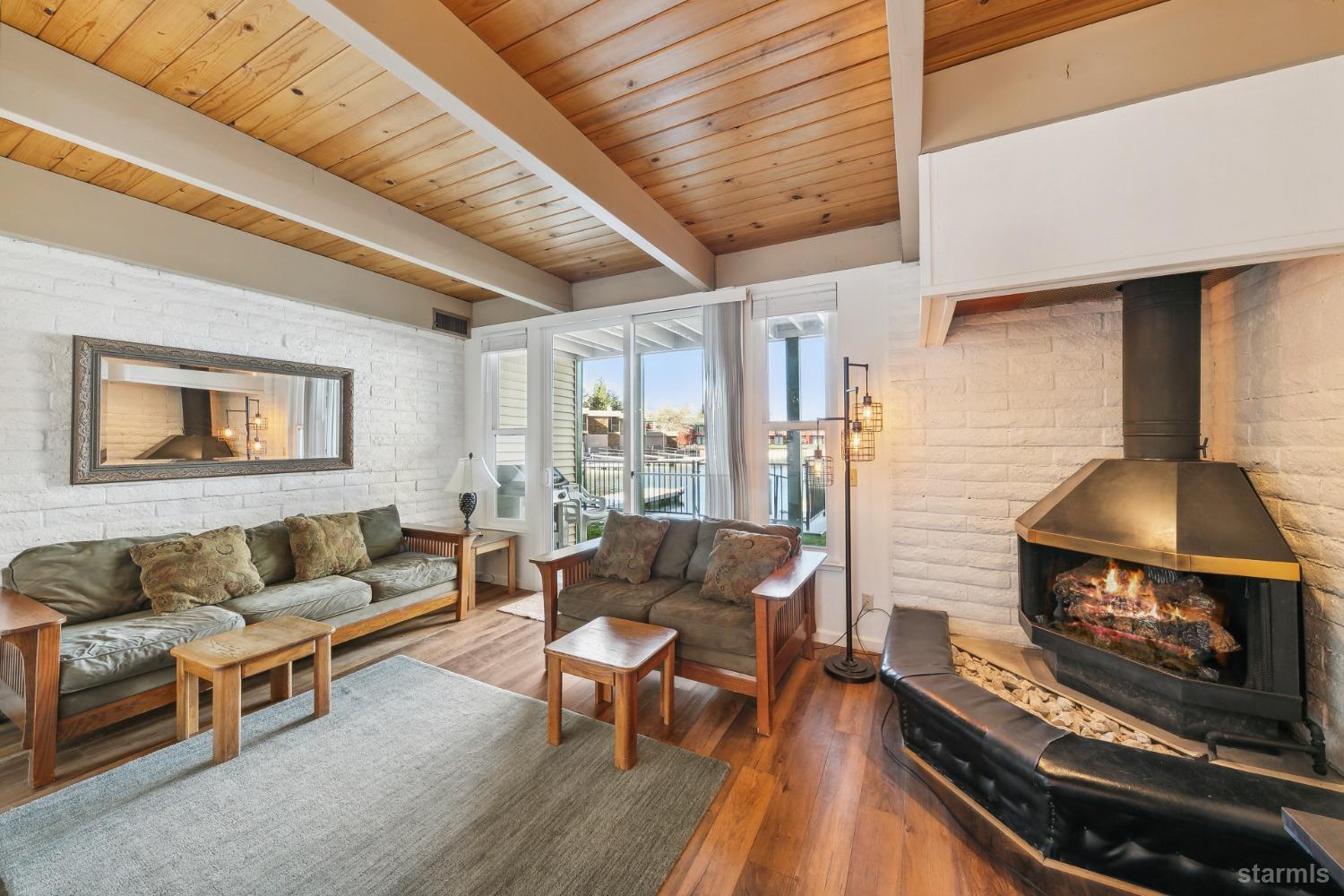 439 Ala Wai Boulevard, Unit 140 South Lake Tahoe, CA 96150 - Photo 7 of 29