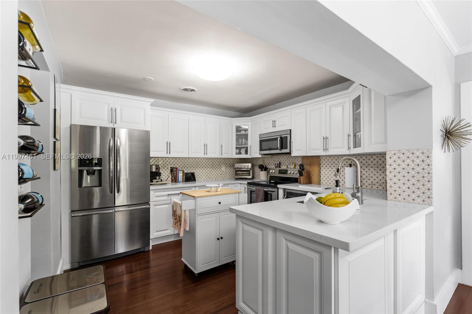 9451 Southwest 61st Street Miami, FL 33173 - Photo 19 of 54