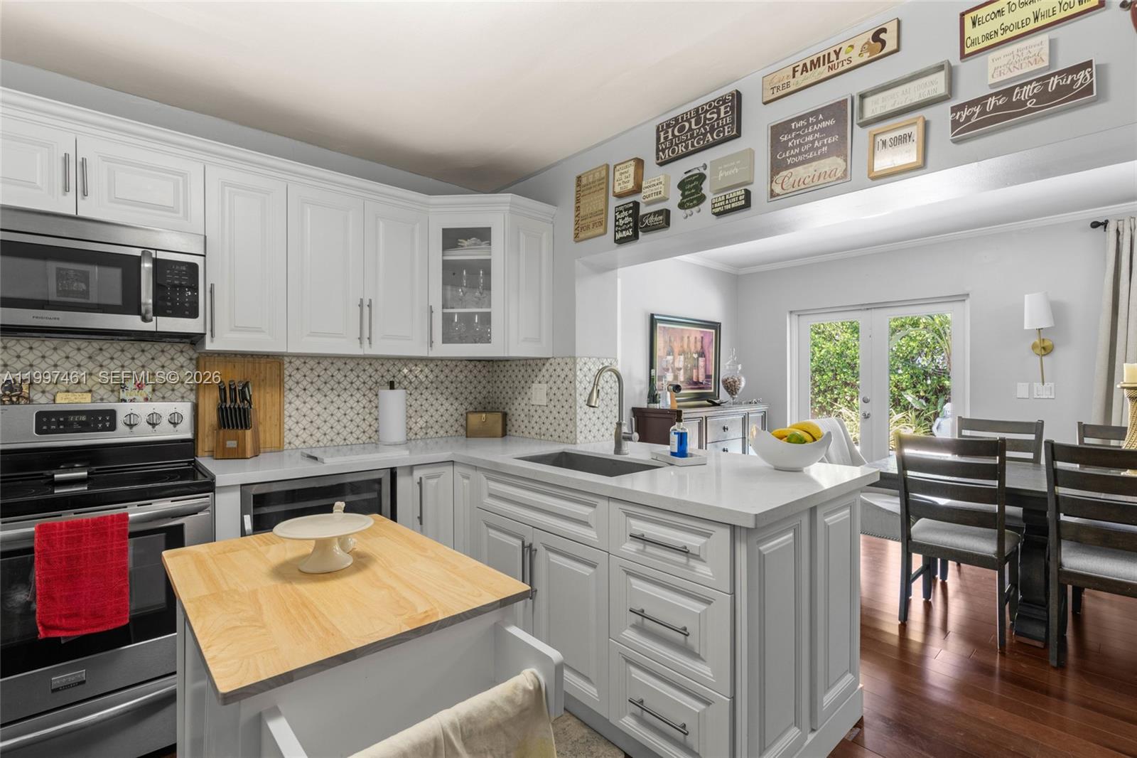 9451 Southwest 61st Street Miami, FL 33173 - Photo 21 of 54