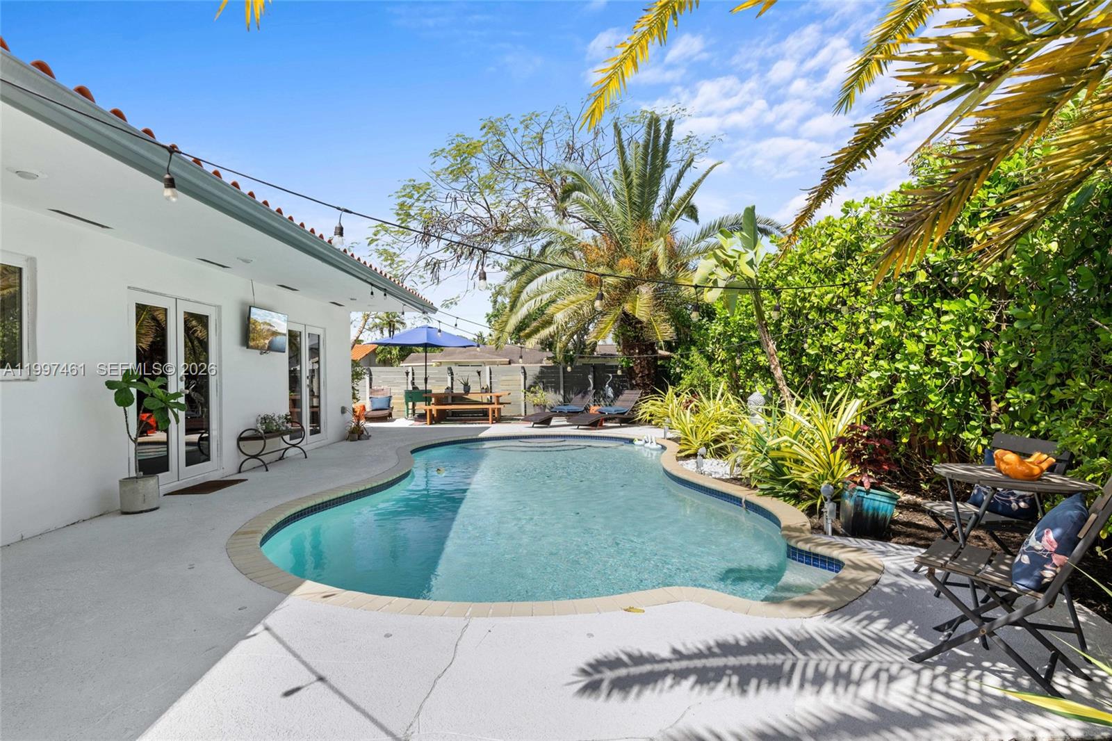 9451 Southwest 61st Street Miami, FL 33173 - Photo 37 of 54