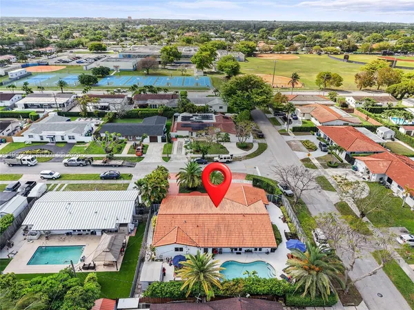 $1,280,000 | 9451 Southwest 61st Street, Miami, FL 33173