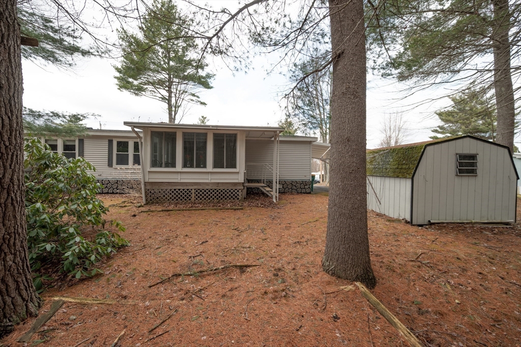 131 Champagne Road Gardner, MA 01440 - Photo 3 of 31