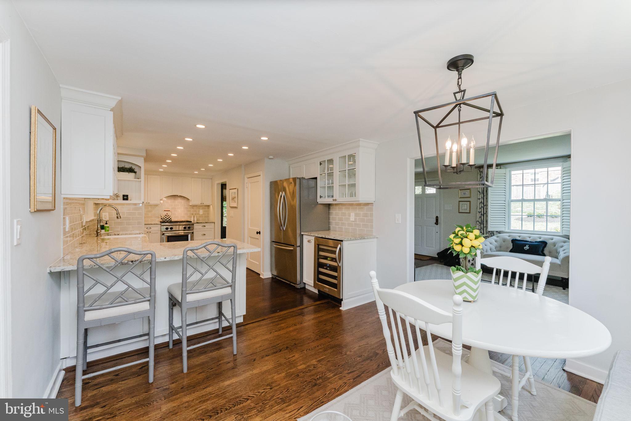 196 Homestead Road Wayne, PA 19087 - Photo 9 of 43 Pennisula Island for Entertaining