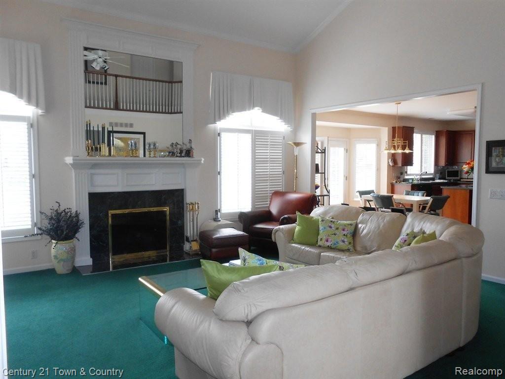 3587 Heron Ridge Drive Rochester, MI 48309 - Photo 9 of 30 Great Room