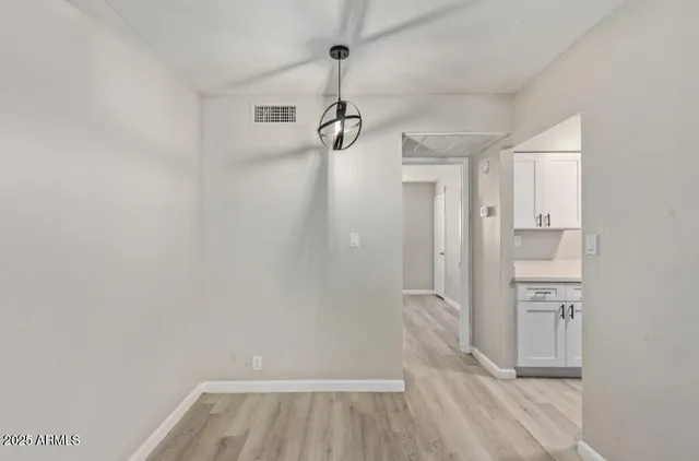 $945 | 3406 East Pinchot Avenue, Unit 6, Phoenix, AZ 85018