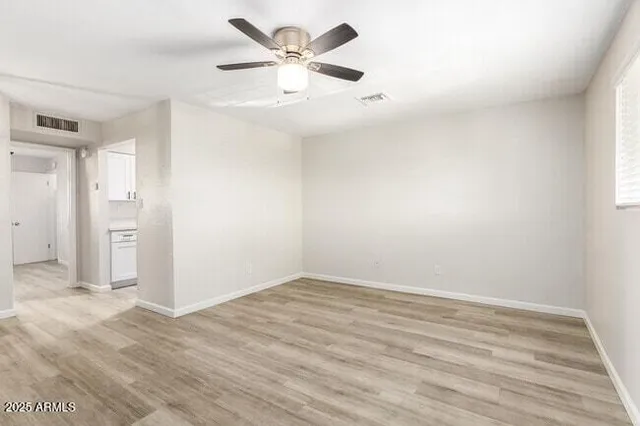 $945 | 3406 East Pinchot Avenue, Unit 6, Phoenix, AZ 85018