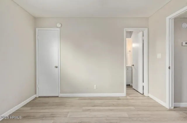 $945 | 3406 East Pinchot Avenue, Unit 6, Phoenix, AZ 85018