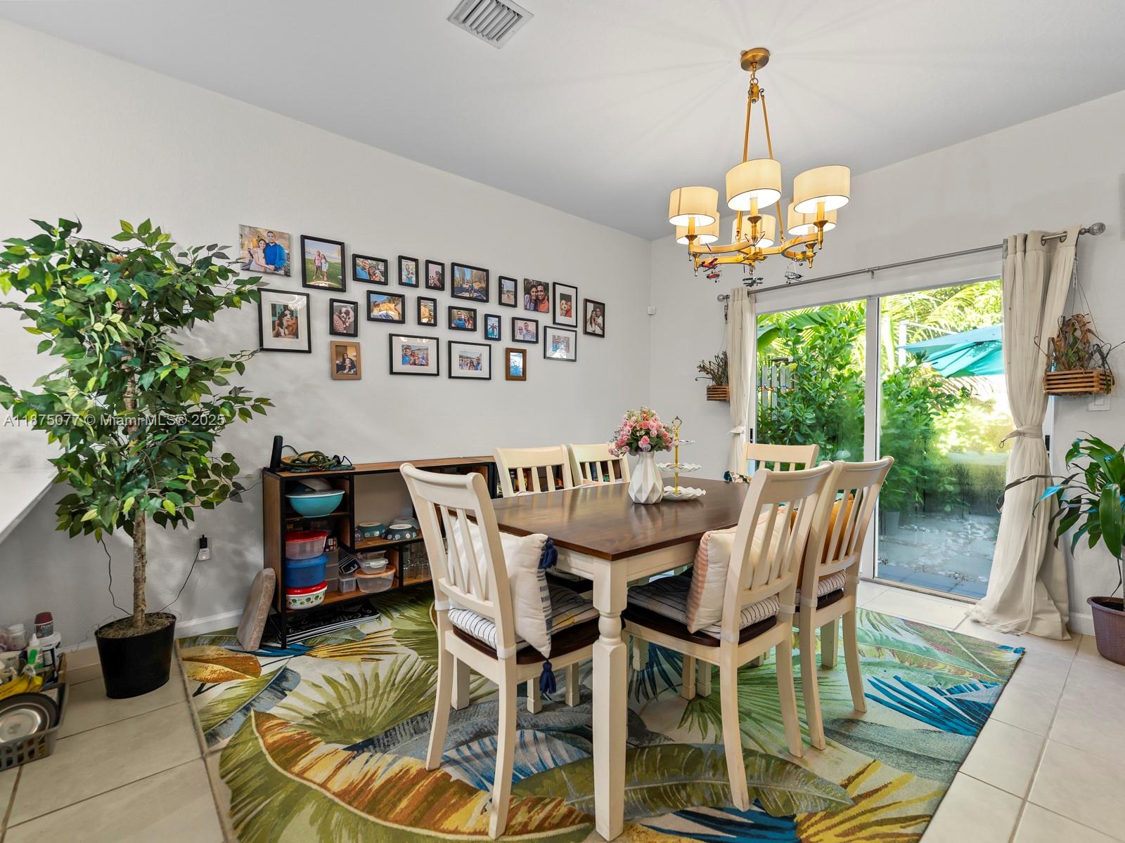 1108 Southeast 26th Street Homestead, FL 33035 - Photo 11 of 22