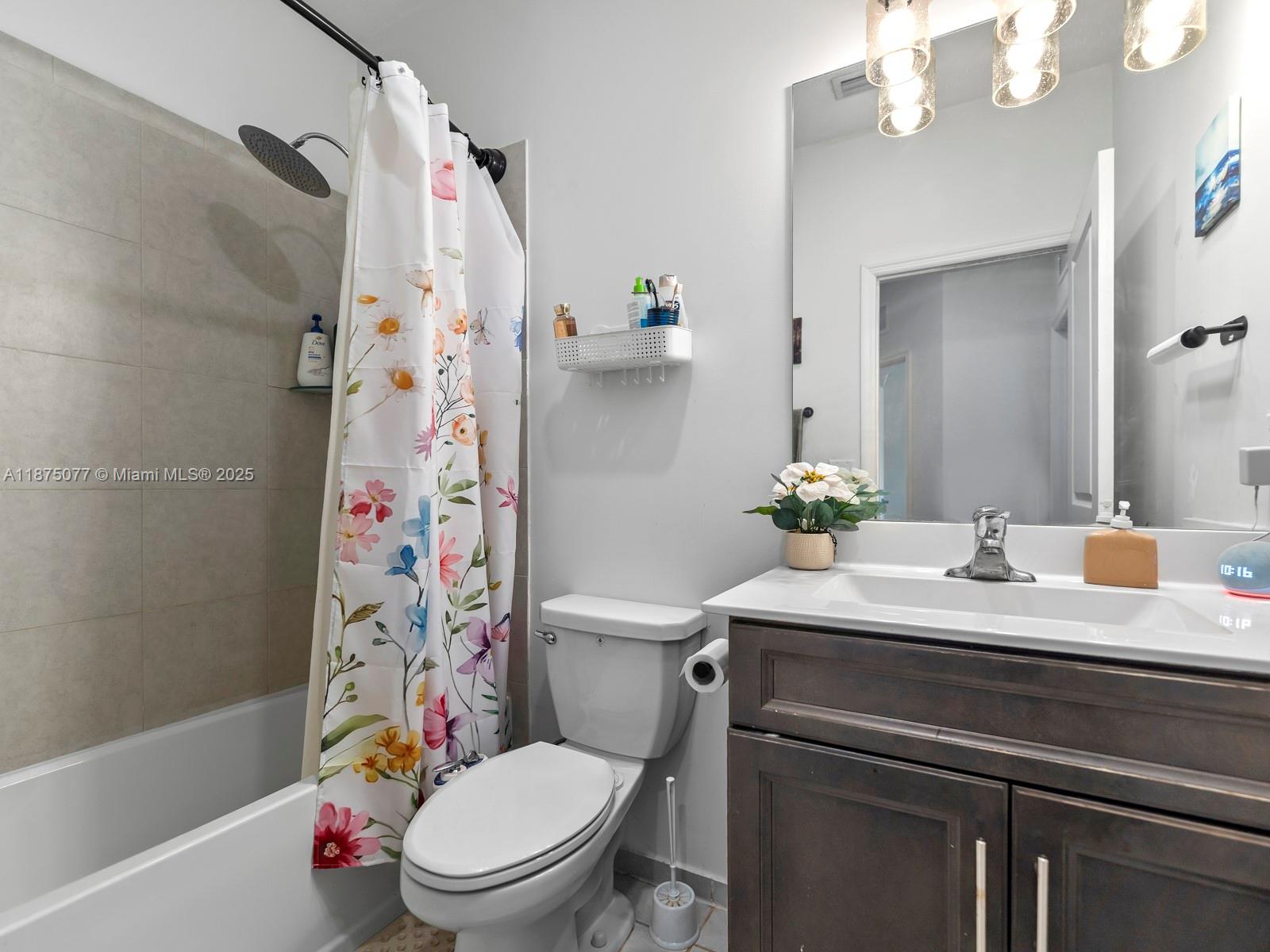 1108 Southeast 26th Street Homestead, FL 33035 - Photo 17 of 22