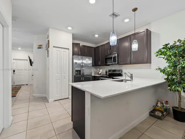 $2,500 | 1108 Southeast 26th Street, Homestead, FL 33035