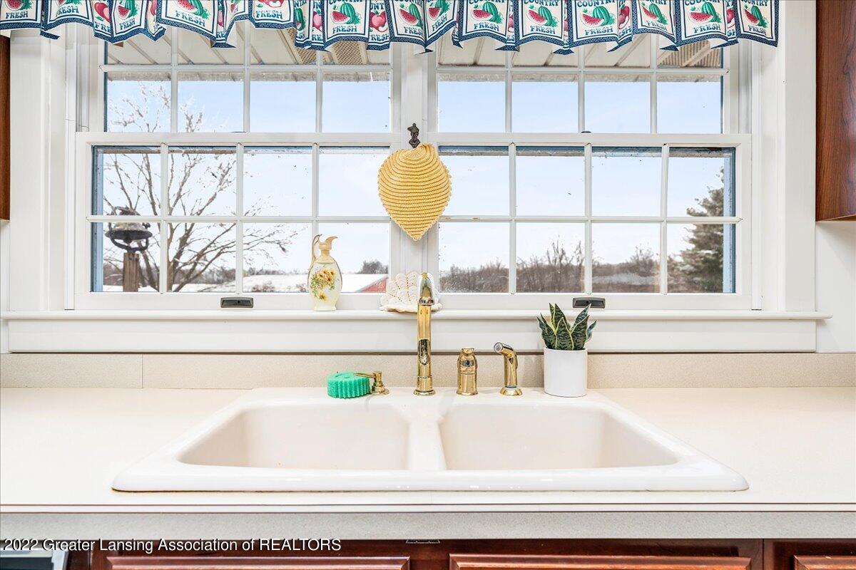 6746 Cole Road Bancroft, MI 48414 - Photo 18 of 57 18-Media Jett-43