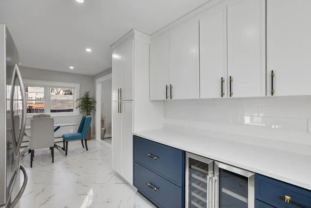 $599,900 | 29 Lake View Place, Lynn, MA 01904