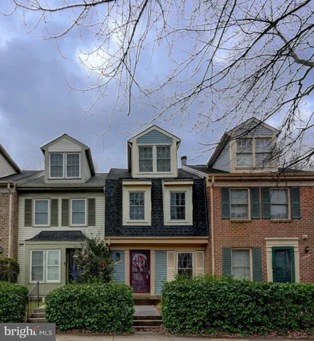 $2,800 | 20212 Ravensdale Court, Montgomery Village, MD 20886