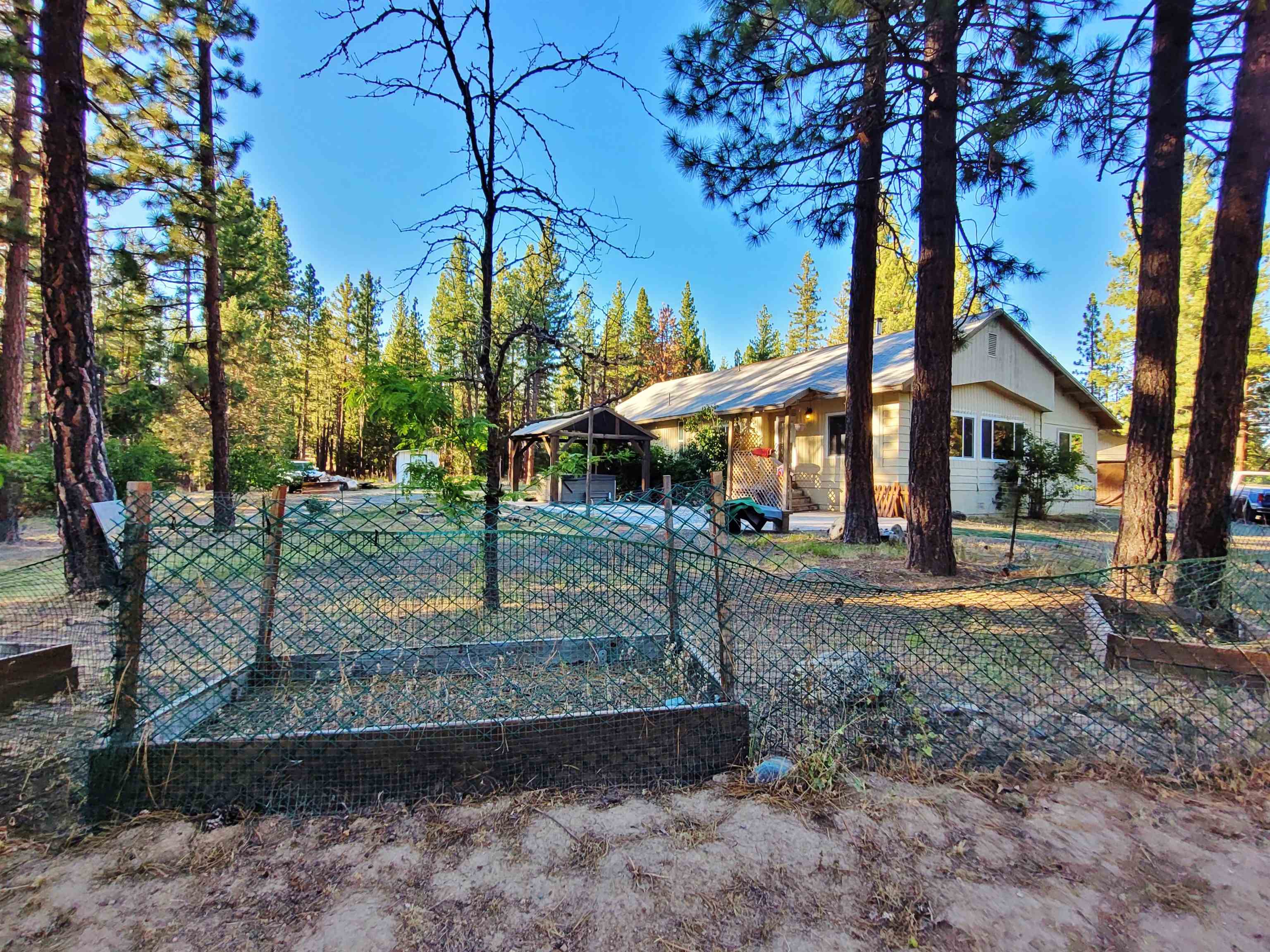 205 C Road Portola, CA 96122 - Photo 1 of 6 Gallery Image 1