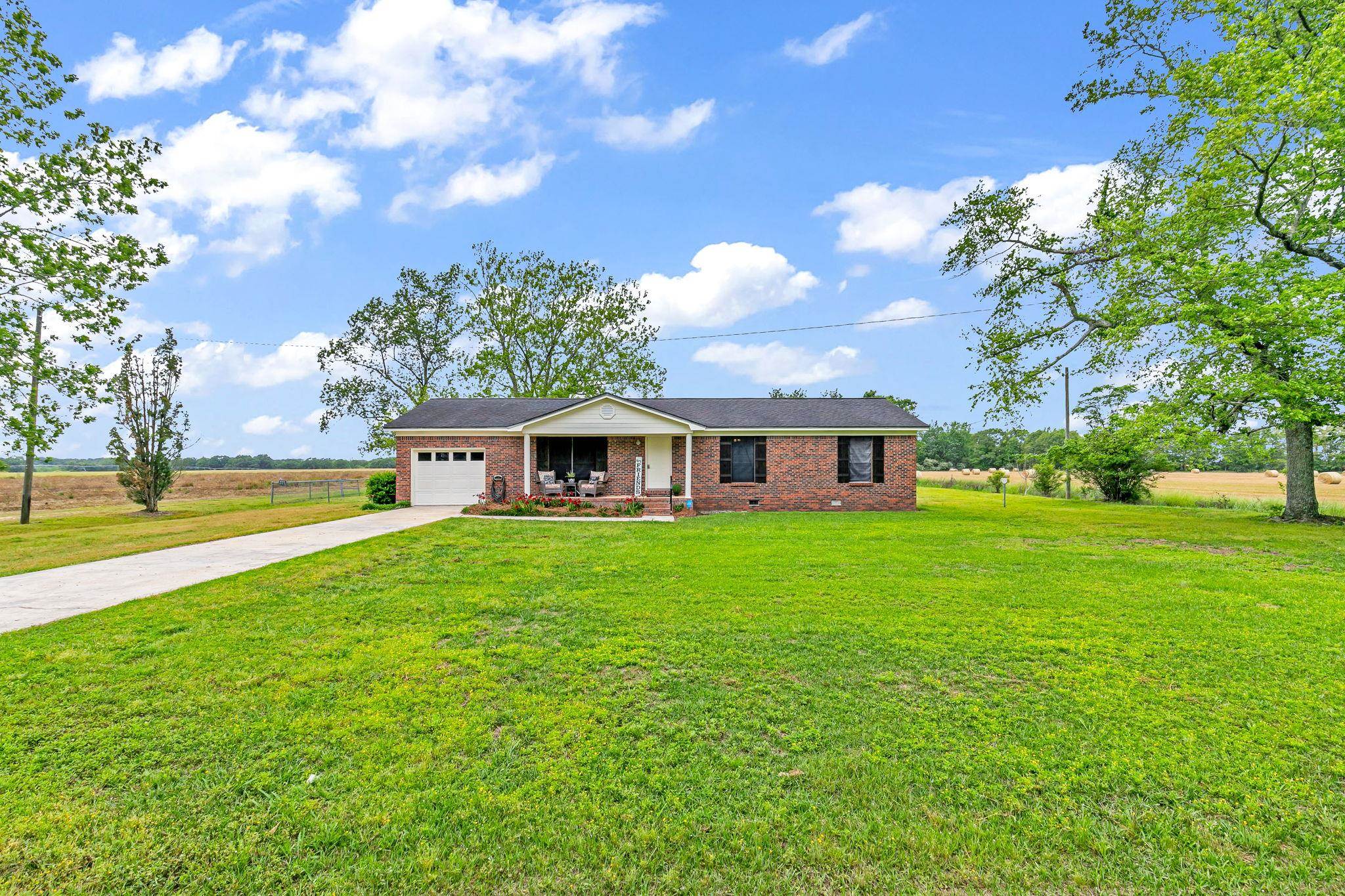 1712 Curtis Road Atmore, AL 36502 - Photo 2 of 42