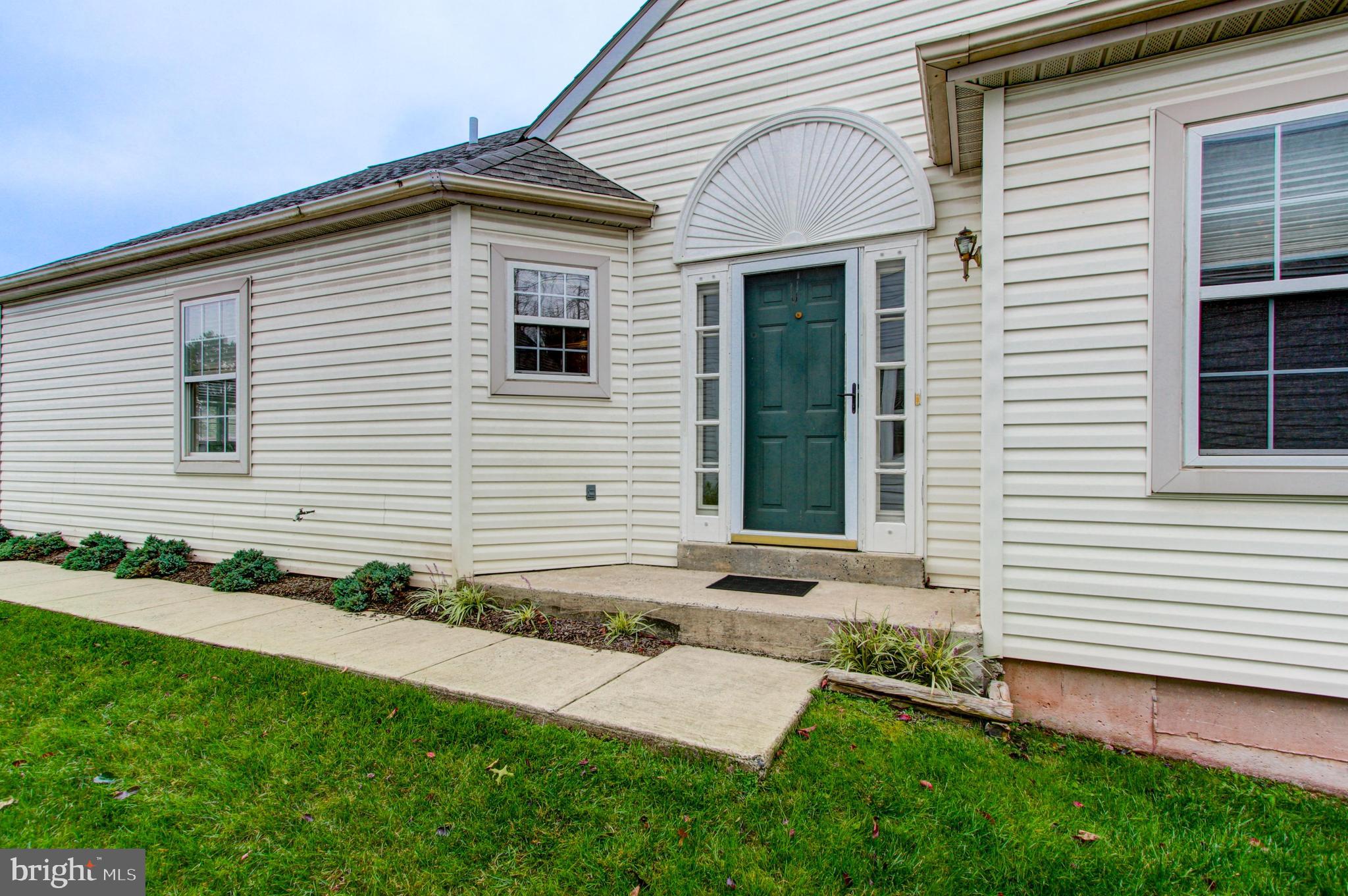 44 Longcross Road Royersford, PA 19468 - Photo 4 of 43 Gallery Image 4