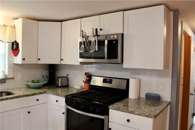 $335,000 | 18 Doane Street, Cranston, RI 02910