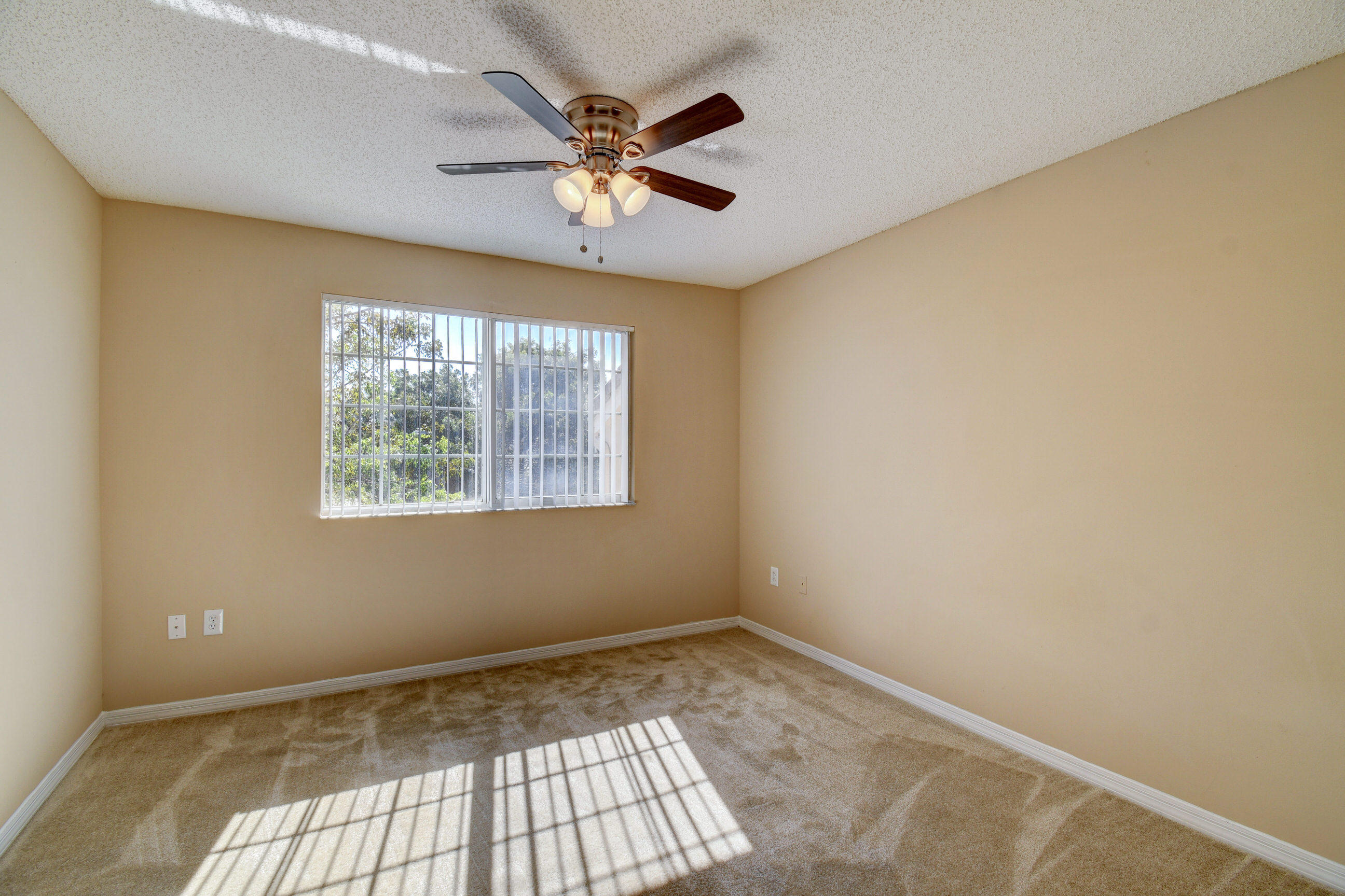 4175 Haverhill Road, Unit 910 West Palm Beach, FL 33417 - Photo 16 of 43 16_dsc_8914_5_6_7_8
